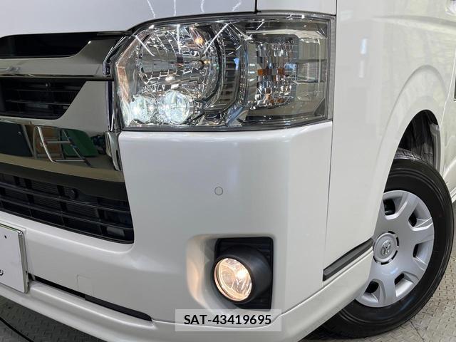 Toyota HIACE VAN 2021-04 8053751-11