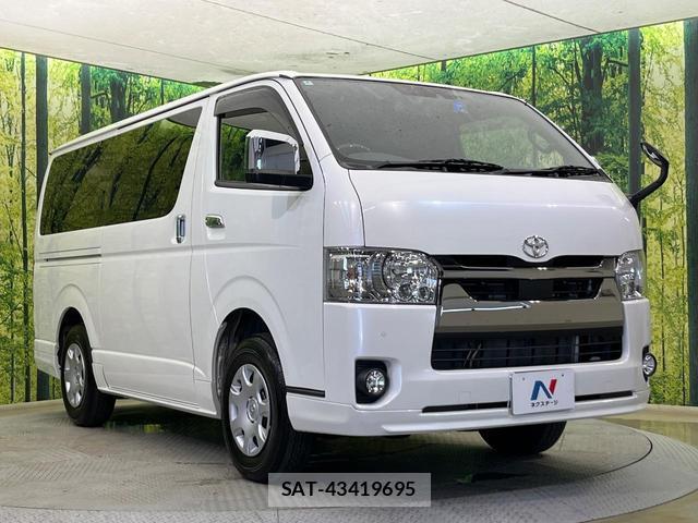 Toyota HIACE VAN 2021-04 8053751-15
