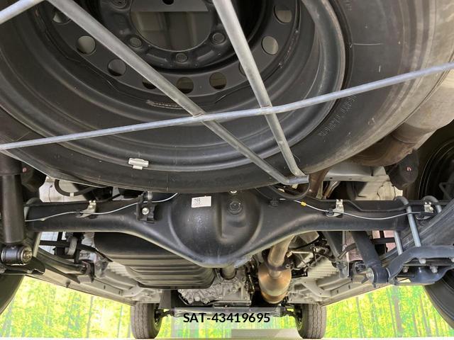 Toyota HIACE VAN 2021-04 8053751-18