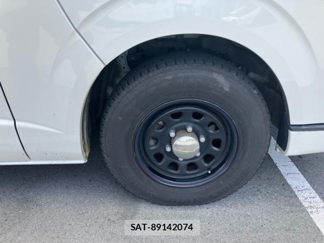 Toyota HIACE VAN 2018-01 8053903-8