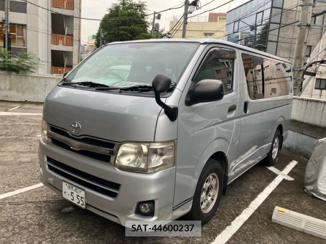 Toyota HIACE VAN 2011-01 8054012-1