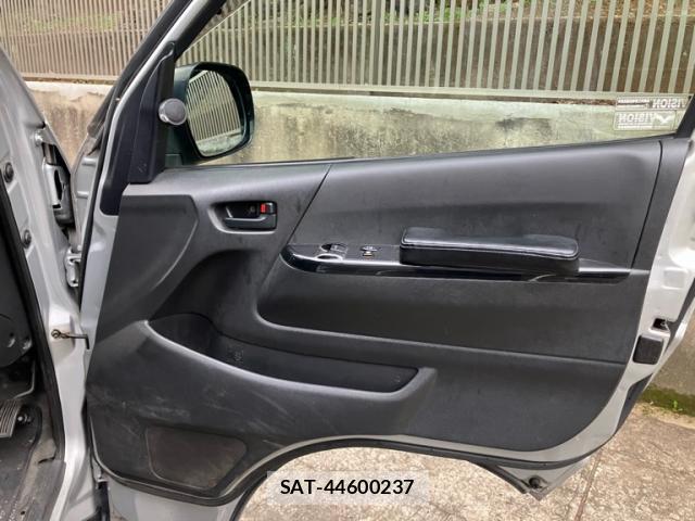 Toyota HIACE VAN 2011-01 8054012-11