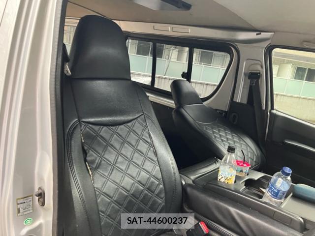 Toyota HIACE VAN 2011-01 8054012-15