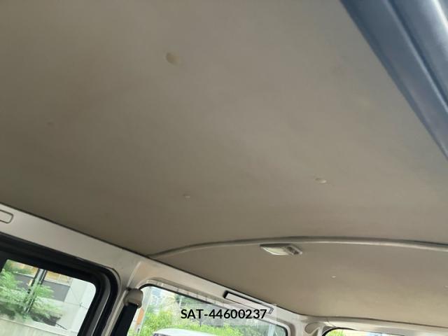Toyota HIACE VAN 2011-01 8054012-9