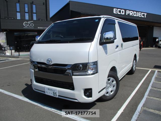 Toyota HIACE VAN 2026-06 8054900-0