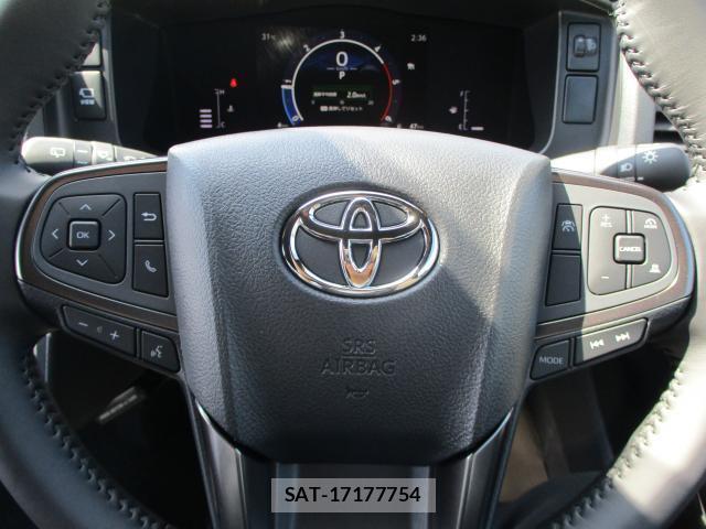 Toyota HIACE VAN 2026-06 8054900-18