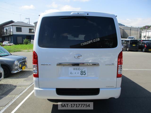 Toyota HIACE VAN 2026-06 8054900-9