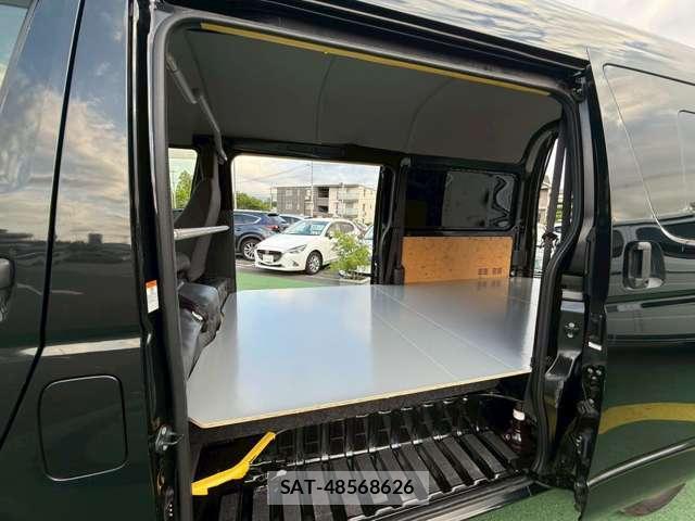 Toyota HIACE VAN 2019-03 8055171-7
