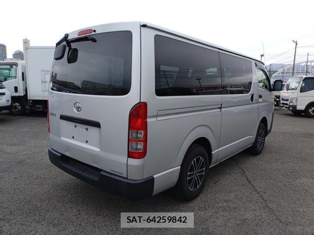 Toyota HIACE VAN 2021-07 8055306-3