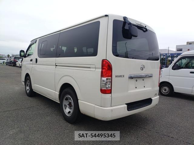 Toyota HIACE VAN 2021-06 8055308-2