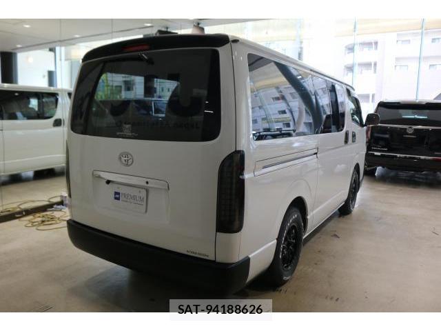 Toyota HIACE VAN 2013-10 8055507-1