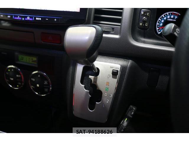 Toyota HIACE VAN 2013-10 8055507-15