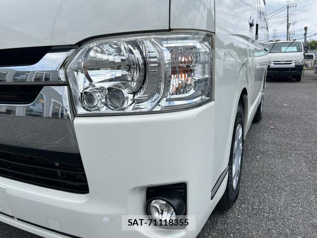 Toyota HIACE VAN 2014-03 8055521-15