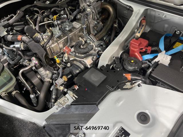 Toyota HIACE VAN 2025-06 8055770-17