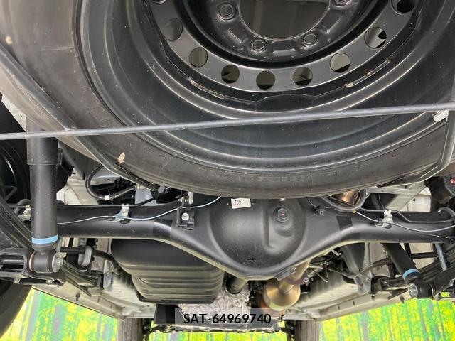 Toyota HIACE VAN 2025-06 8055770-18