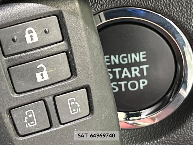 Toyota HIACE VAN 2025-06 8055770-6