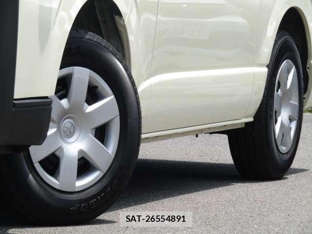 Toyota HIACE VAN 2023-11 8056049-10