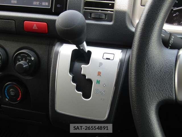 Toyota HIACE VAN 2023-11 8056049-3