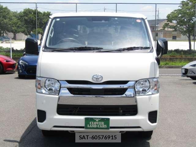 Toyota HIACE VAN 2023-11 8056051-11