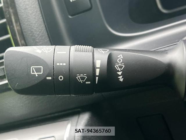 Toyota HIACE VAN 2023-06 8056128-16