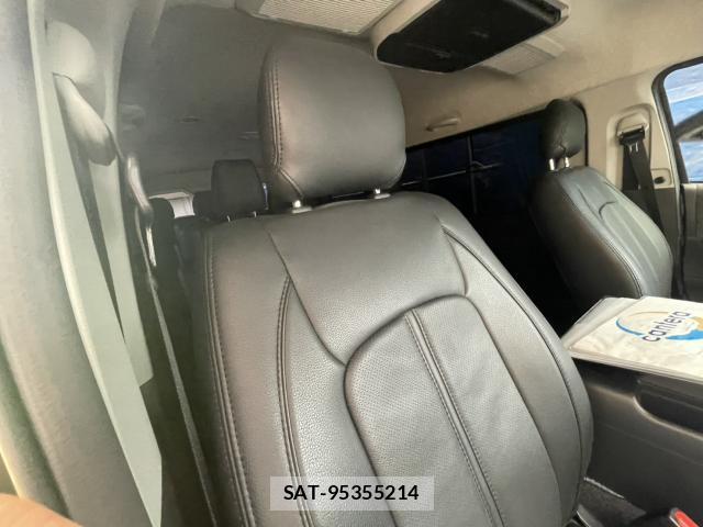 Toyota HIACE WAGON 2024-05 8054967-2