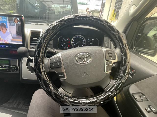 Toyota HIACE WAGON 2024-05 8054967-3
