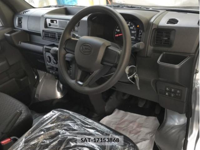 Daihatsu HIJET CARGO 2025-12 8055657-2