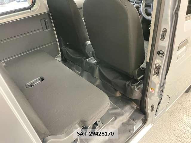 Daihatsu HIJET CARGO 2025-12 8055922-12