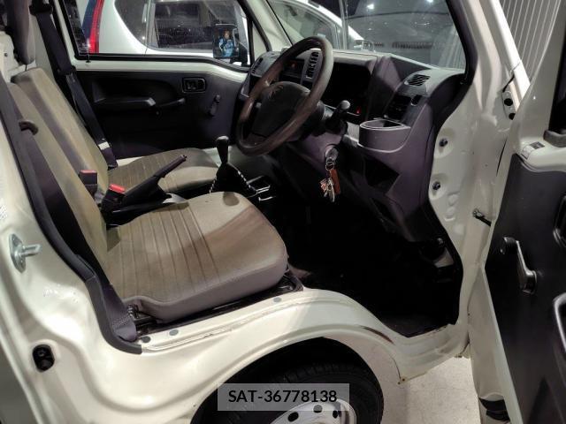 Daihatsu HIJET TRUCK 2017-01 8054126-2