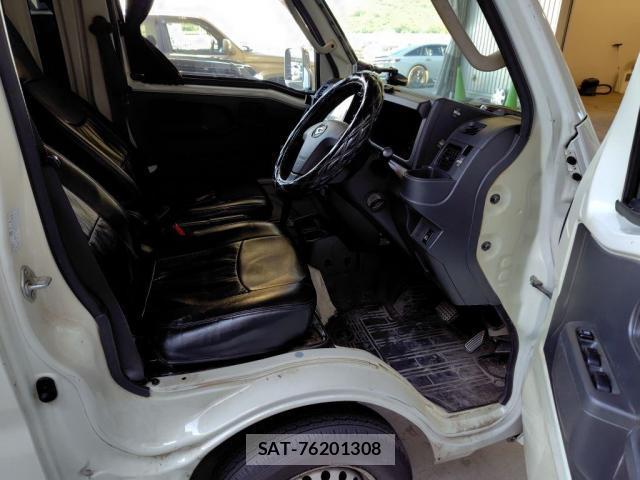 Daihatsu HIJET TRUCK 2015-01 8054128-2