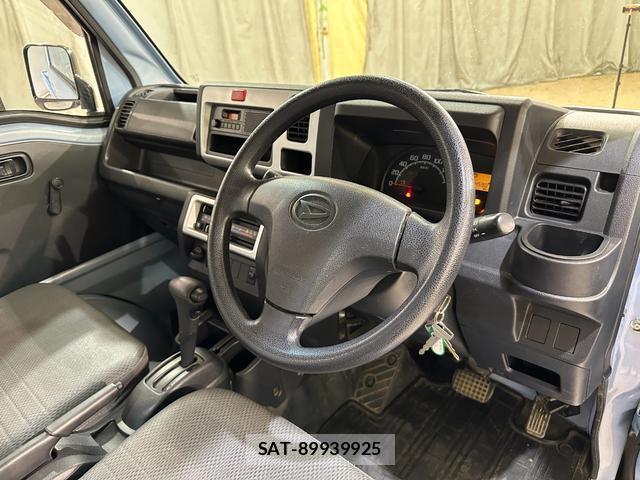 Daihatsu HIJET TRUCK 2018-02 8054437-5