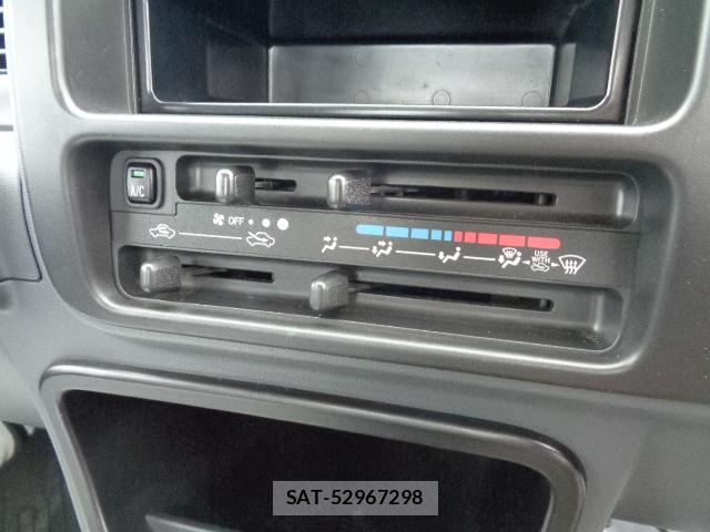 Daihatsu HIJET TRUCK 2014-08 8055721-5