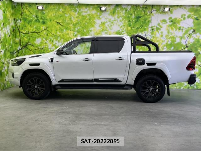 Toyota HILUX 2024-05 8056163-1