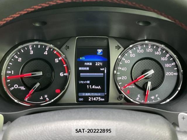 Toyota HILUX 2024-05 8056163-13