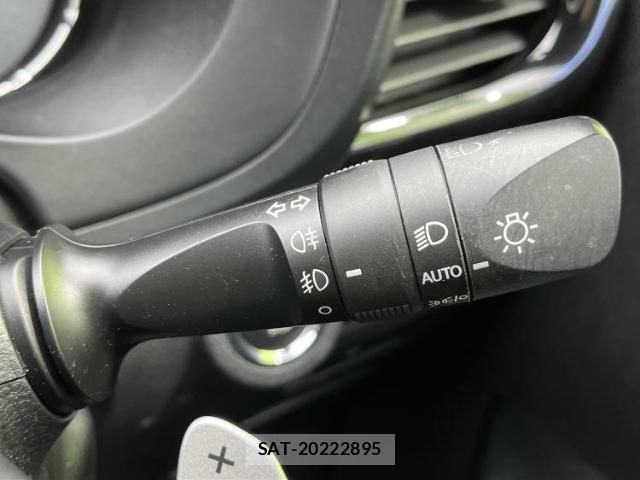 Toyota HILUX 2024-05 8056163-15