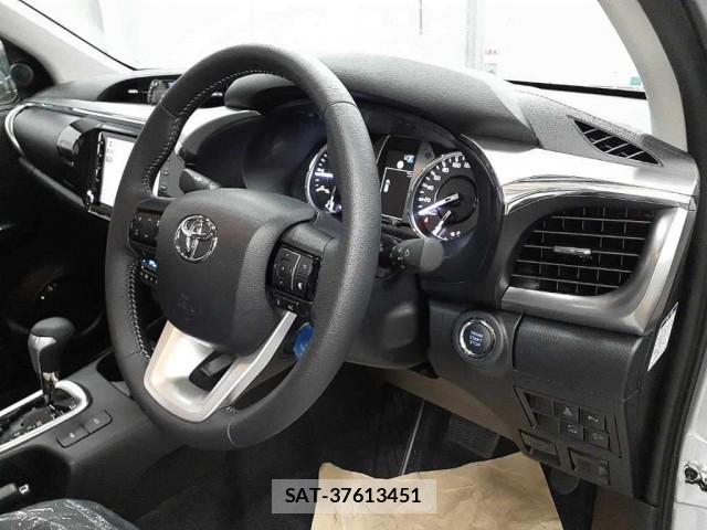 Toyota HILUX 2026-07 8053293-3