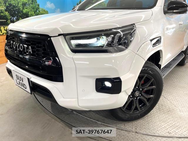 Toyota HILUX 2022-05 8054496-11