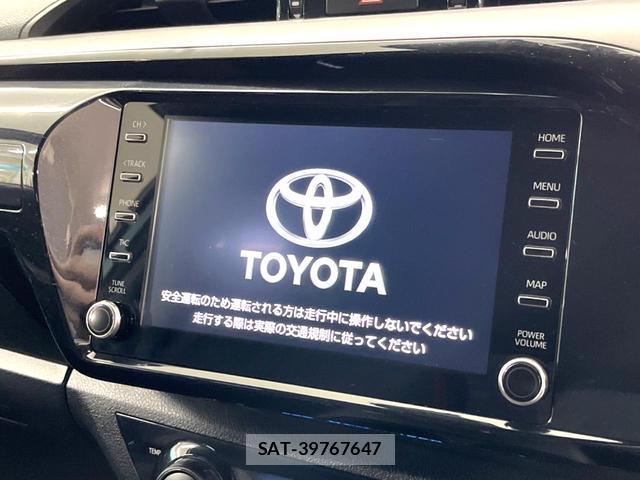 Toyota HILUX 2022-05 8054496-2