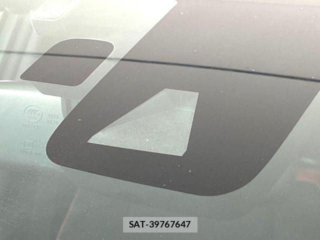 Toyota HILUX 2022-05 8054496-4