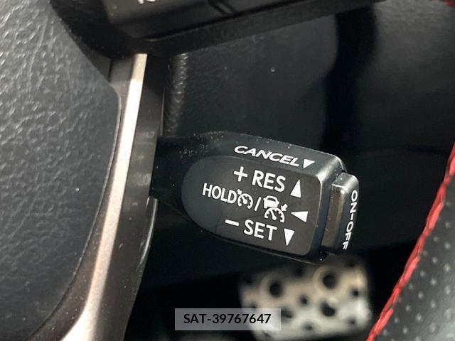 Toyota HILUX 2022-05 8054496-5