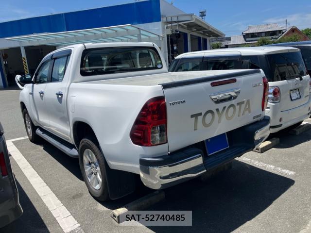 Toyota HILUX 2018-11 8055104-4