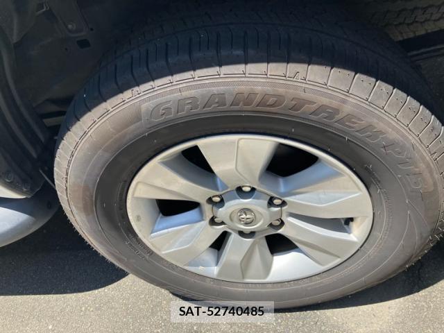 Toyota HILUX 2018-11 8055104-8