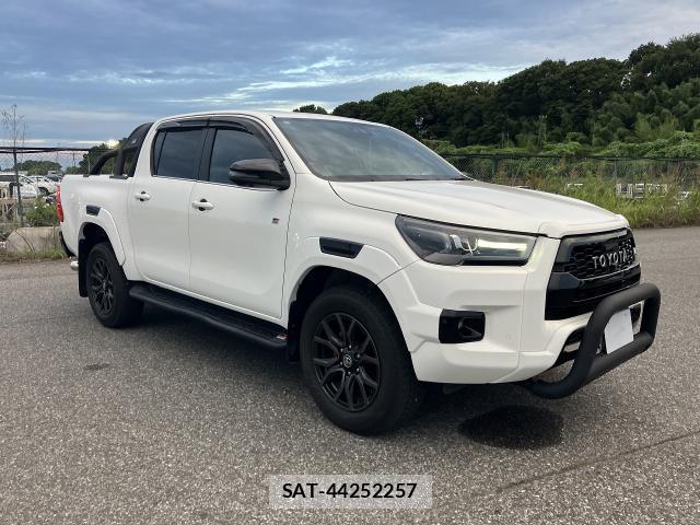 Toyota HILUX 2022-01 8055822-0
