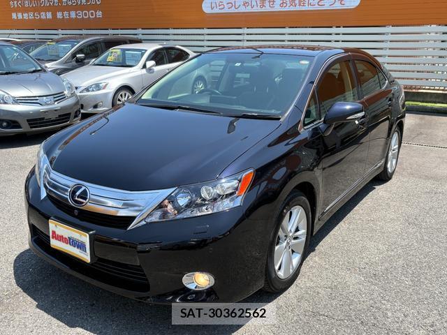 Lexus HS 2012-04 8054244-18