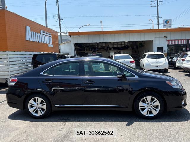 Lexus HS 2012-04 8054244-19