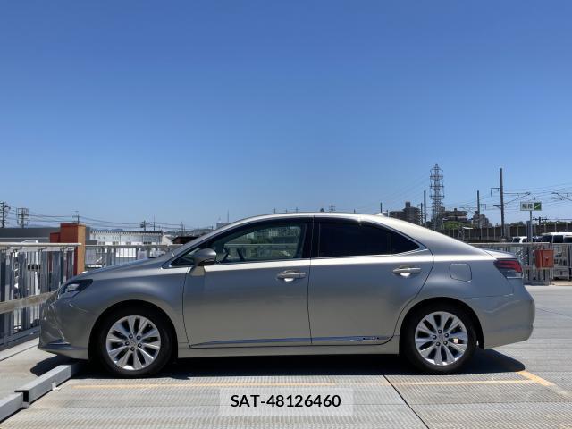 Lexus HS 2016-06 8055749-6