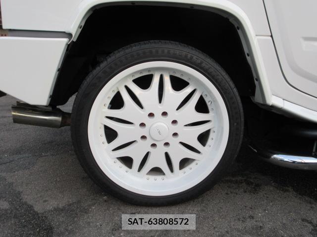 Hummer H2 2008-06 8053873-19