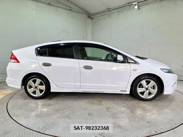 Honda INSIGHT 2010-04 8055317-13