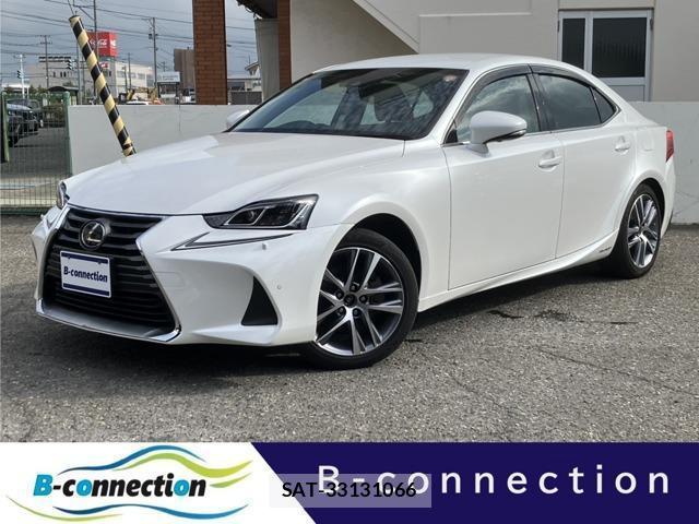 Lexus IS 2017-06 8055189-0