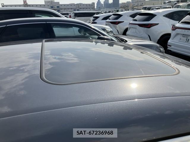 Lexus IS 2021-02 8055214-8